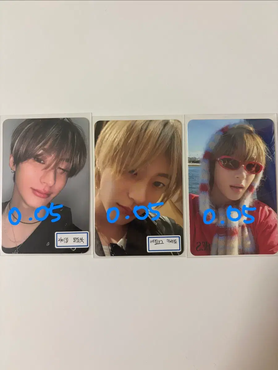 https://media.bunjang.co.kr/product/411574154_1_1780234237_w{res}.jpg